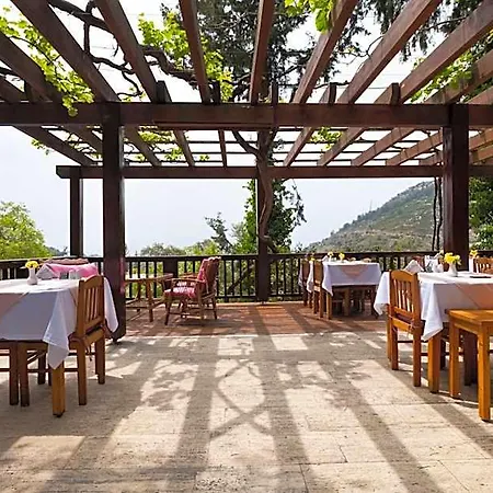 Ξενοδοχείο Watermill Hotel *